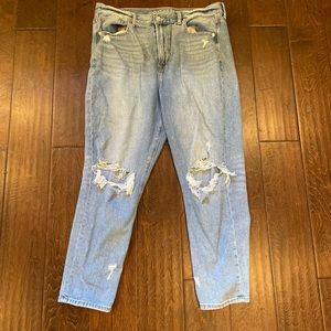 Mom Jean size 14 American eagle